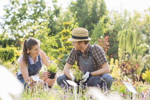 Landscaping Bow payment security summary with flexible and safe payment options